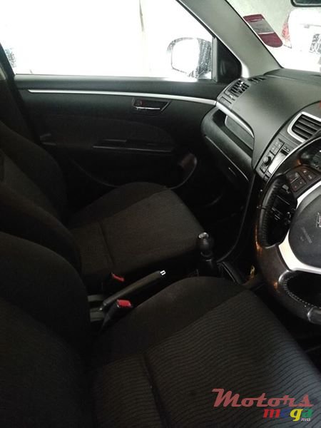 2010' Suzuki Swift Japan photo #6