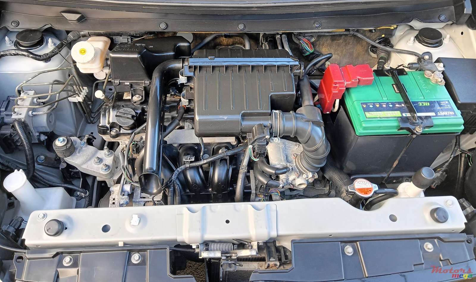 2014' Mitsubishi Mirage photo #7