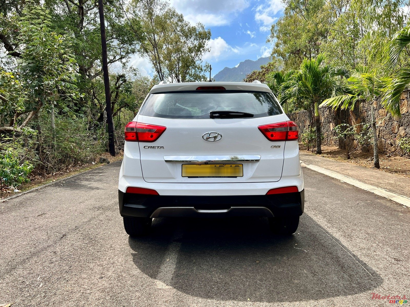 2016' Hyundai photo #3