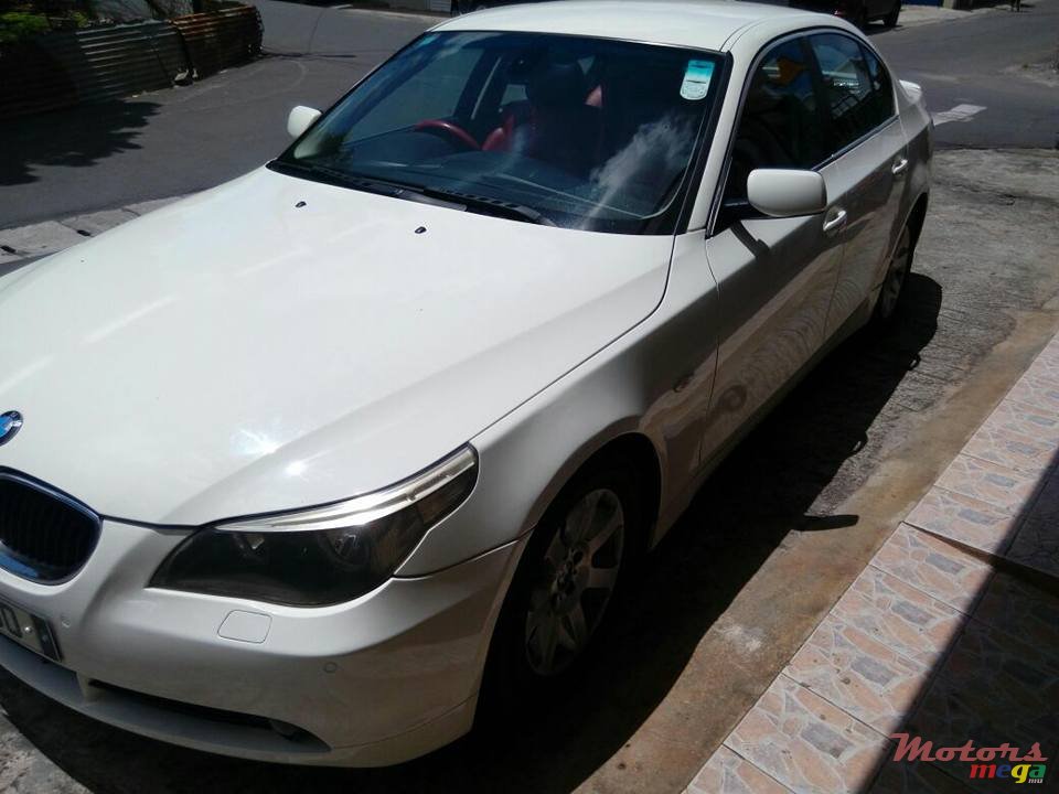 2004' BMW 525 photo #1