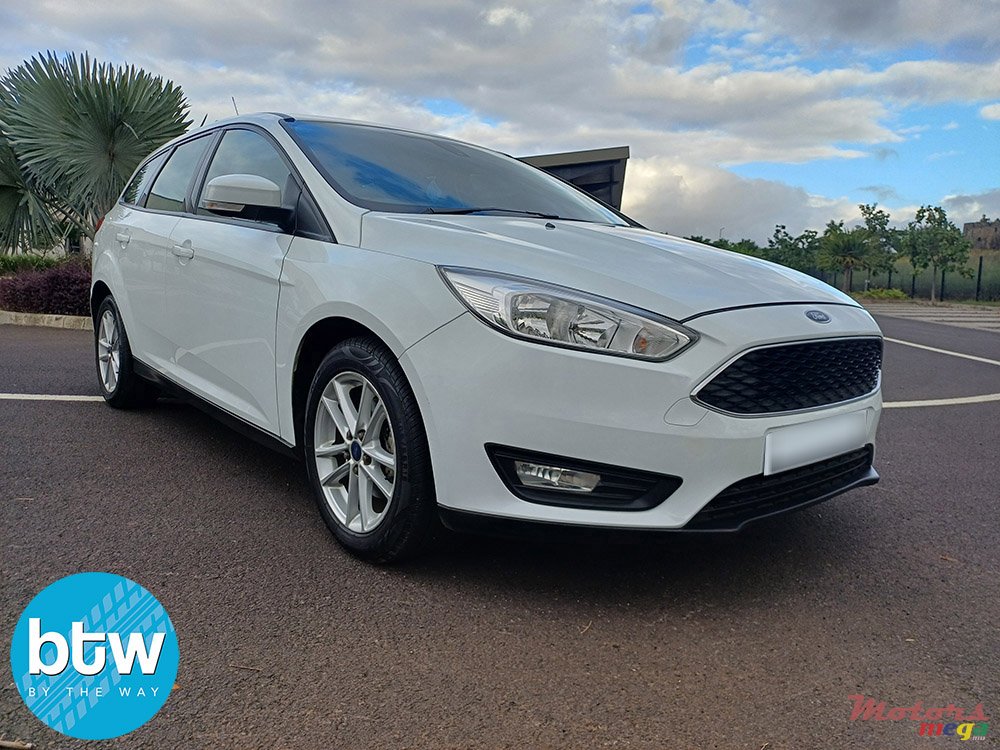 2017' Ford Focus Break photo #1