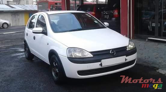 2002' Opel Corsa photo #1