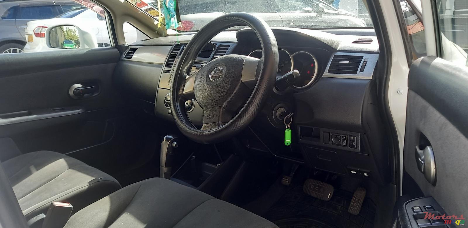 2007' Nissan Tiida photo #7