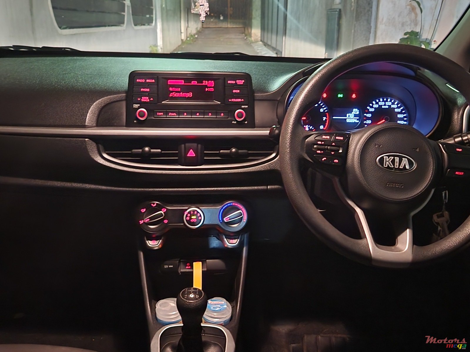 2017' Kia Picanto photo #6