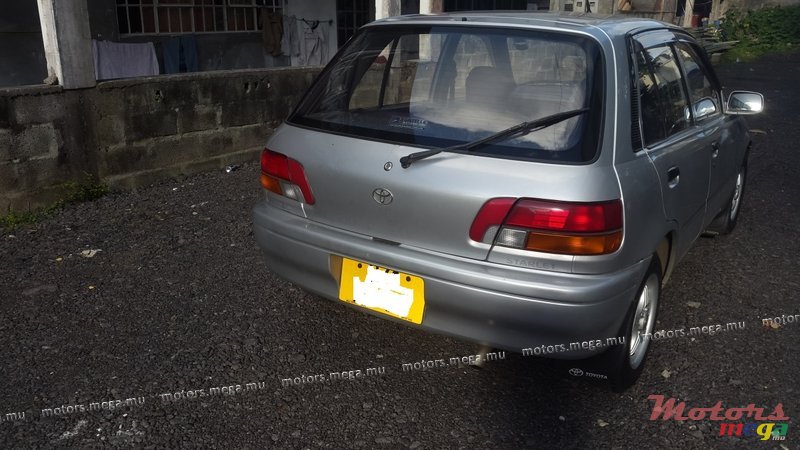 1994' Toyota Starlet photo #1