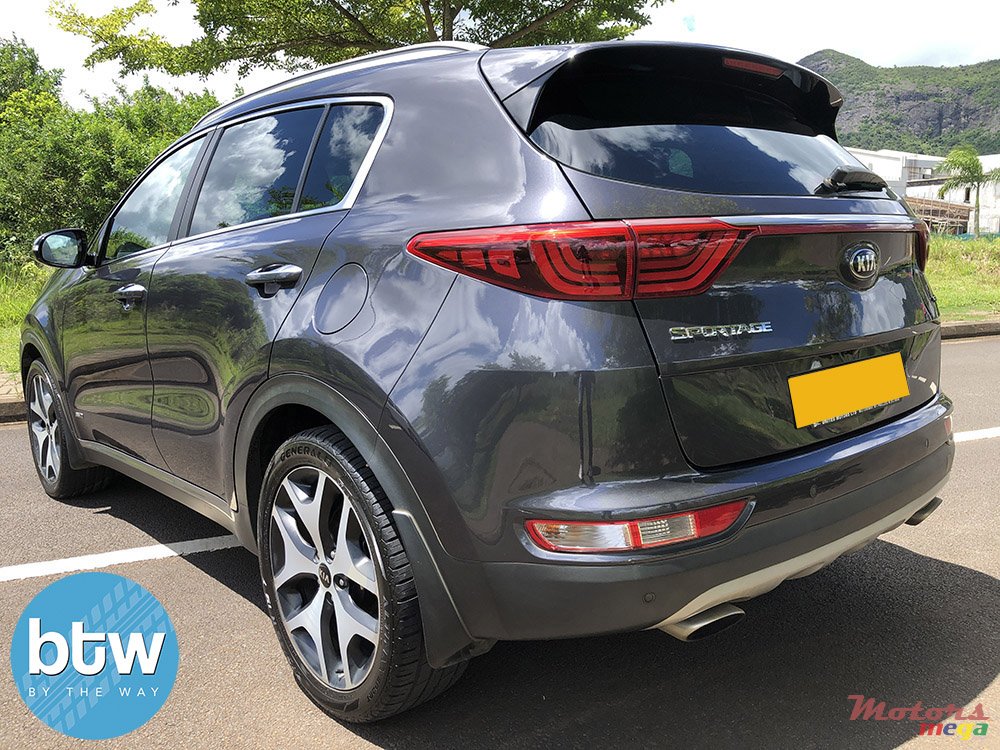 2017' Kia Sportage GT Line photo #3