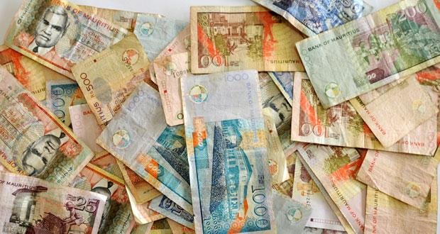 Budget 2025-2026 : Hausse entre Rs 200 et Rs 4000 pour la déclaration (MVL) des véhicules