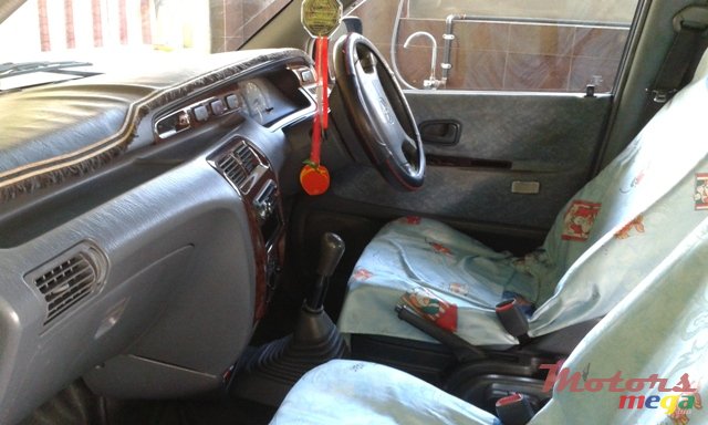 1998' Toyota Town Ace Noah photo #3