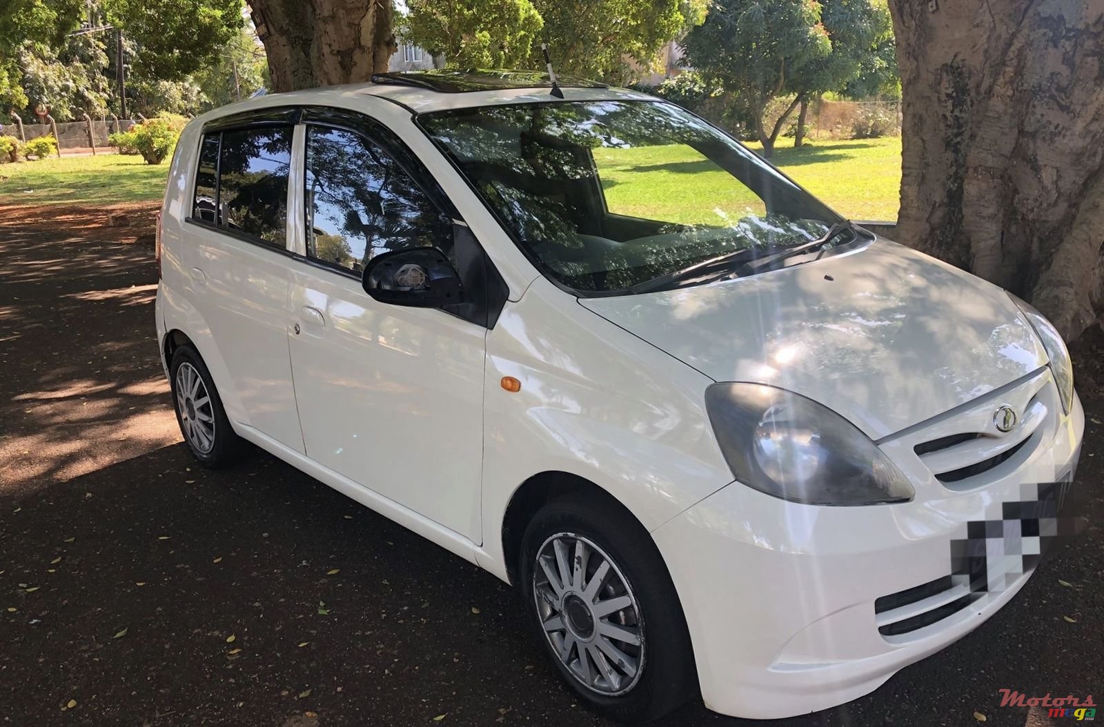 2011' Perodua Viva photo #1