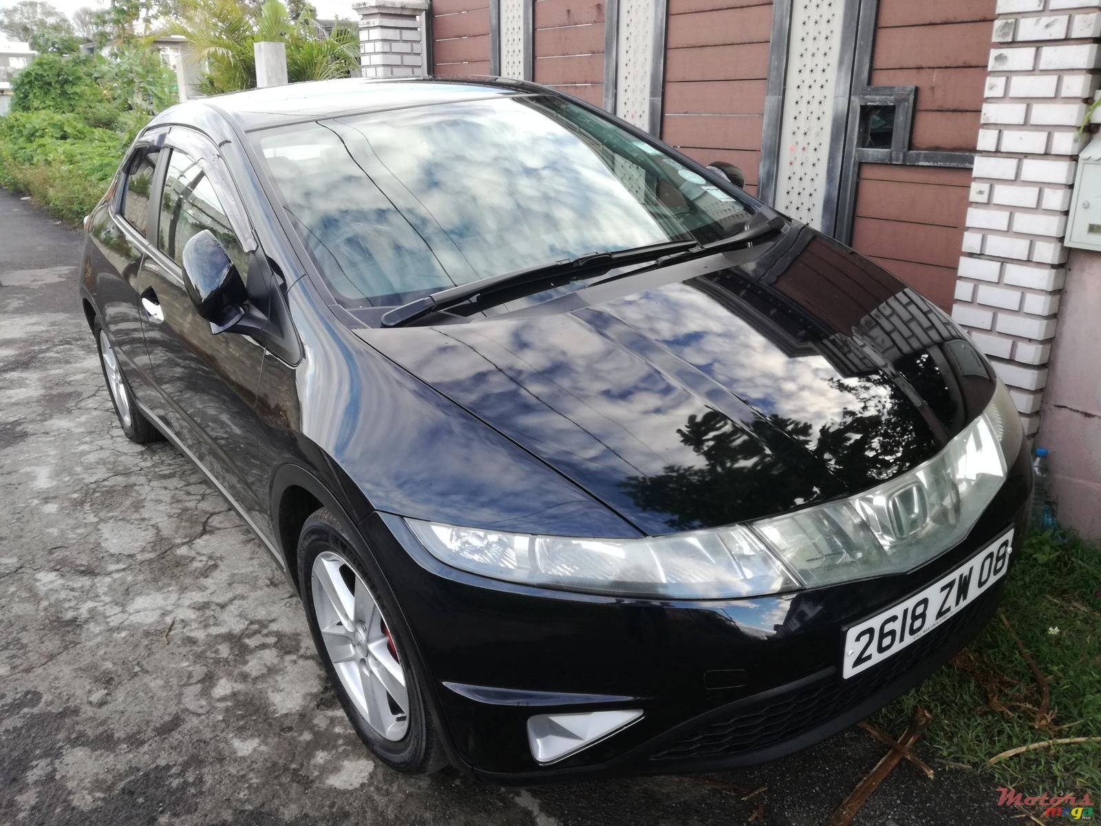 2008' Honda Civic FK1 photo #7