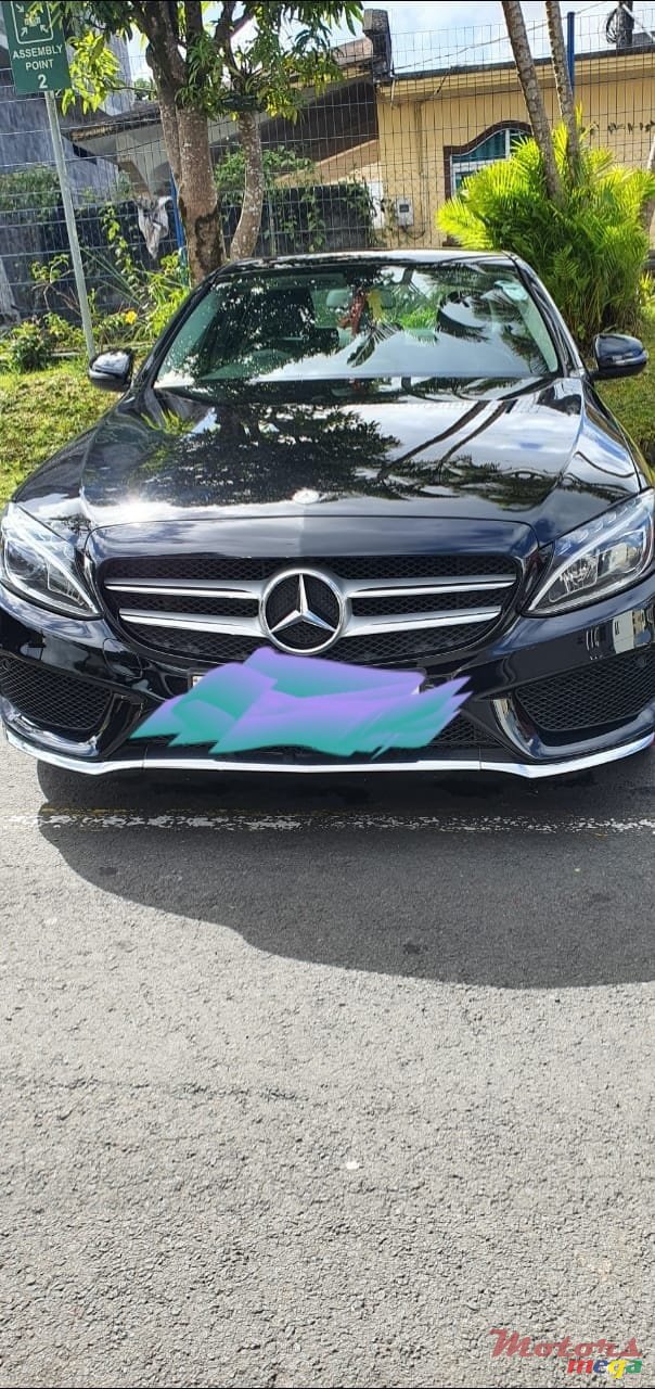 2017' Mercedes-Benz C-Class photo #1