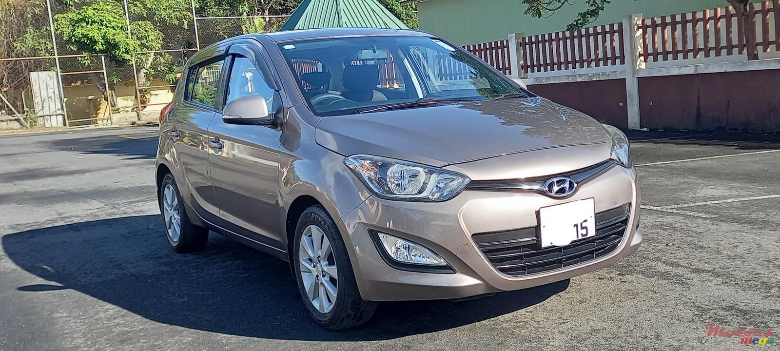 2015' Hyundai i20 photo #1