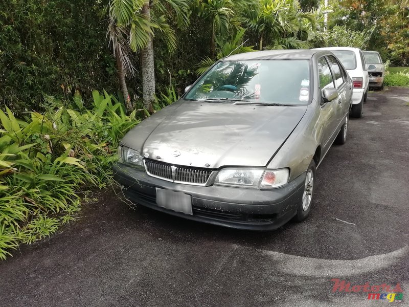 1998' Nissan Sunny photo #3