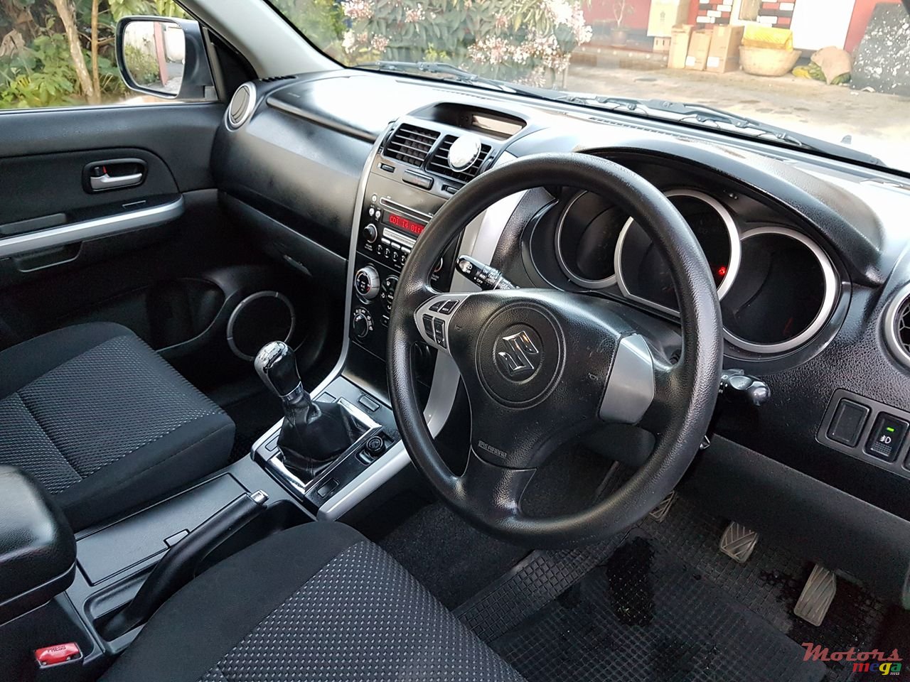2007' Suzuki Grand Vitara photo #5