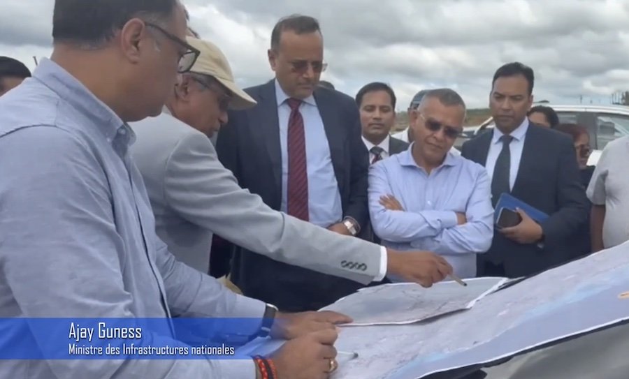 Autoroute M4, Projet évalué à Rs 10 milliards Prêt spécial de USD 680 M du gouvernement indien