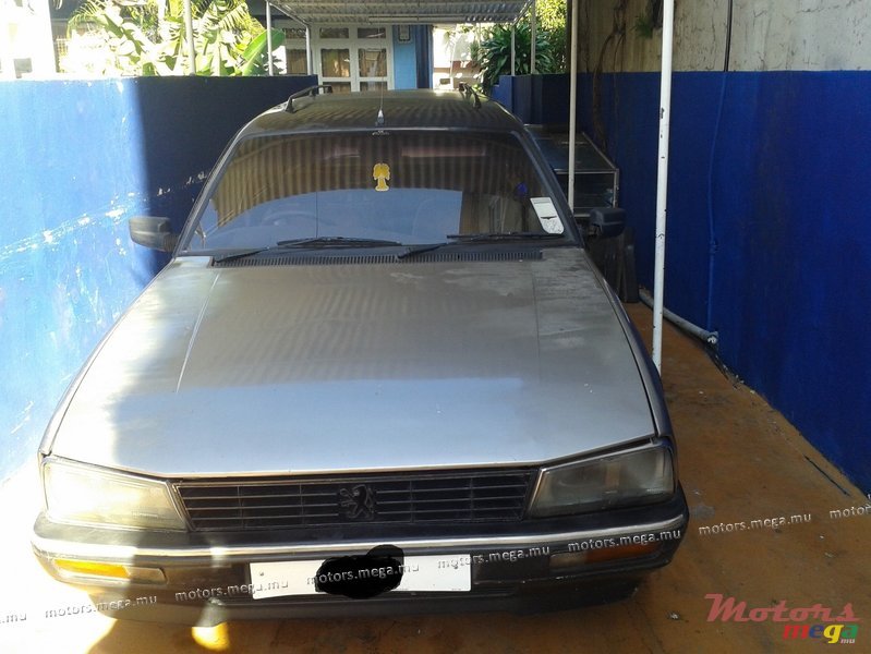 1992' Peugeot 505 505 AUTOVAN photo #1