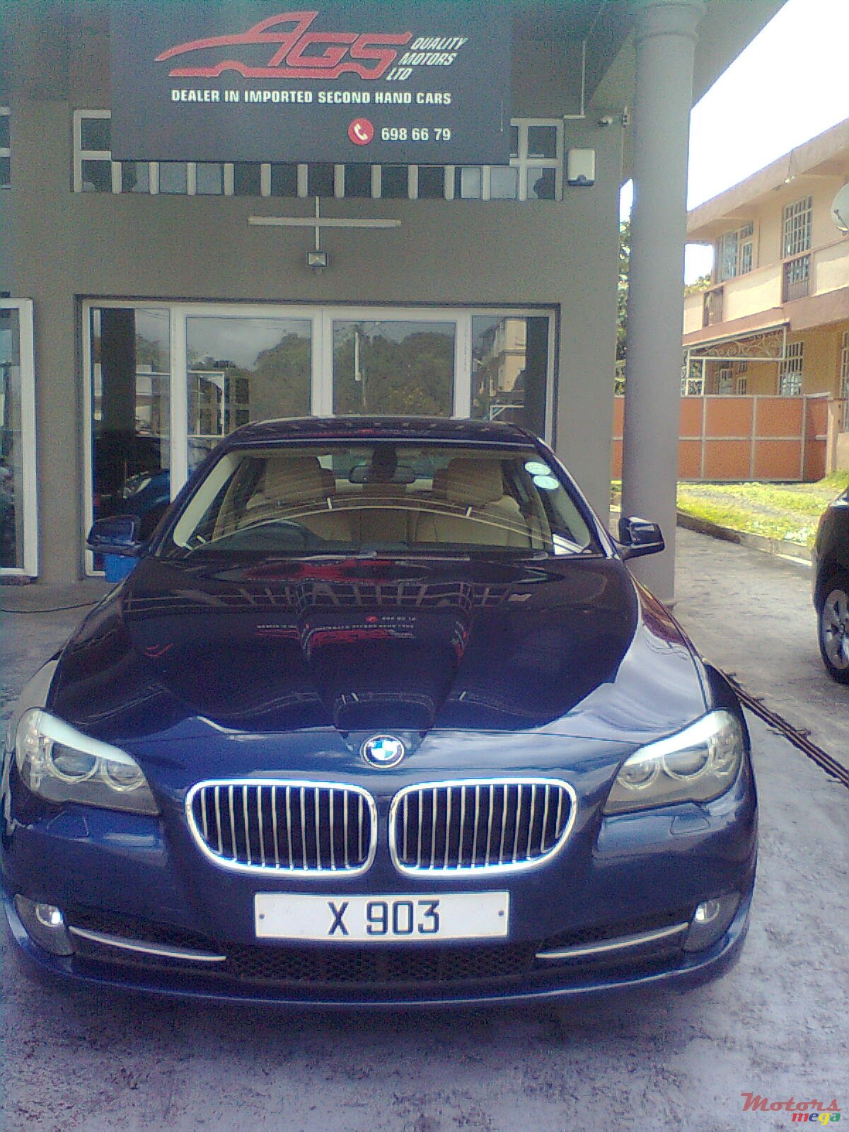 2010' BMW 520 photo #3