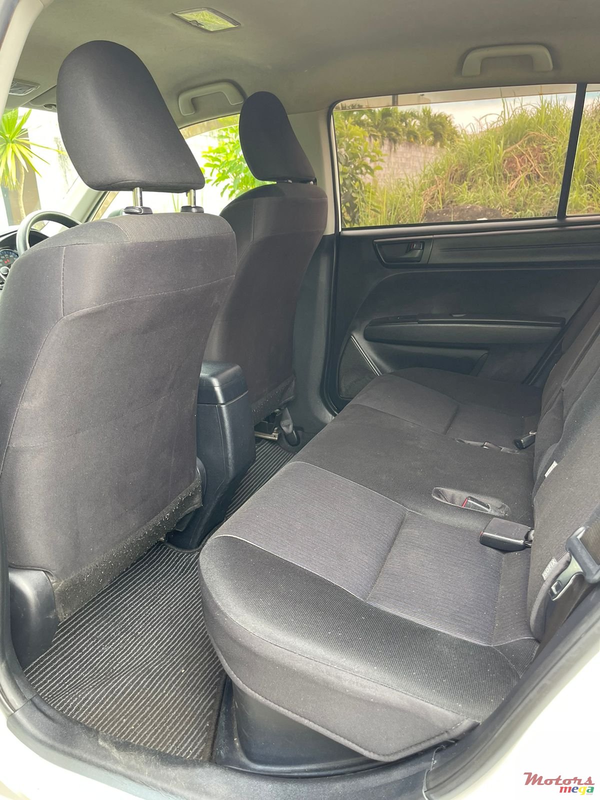 2016' Toyota Fielder photo #4