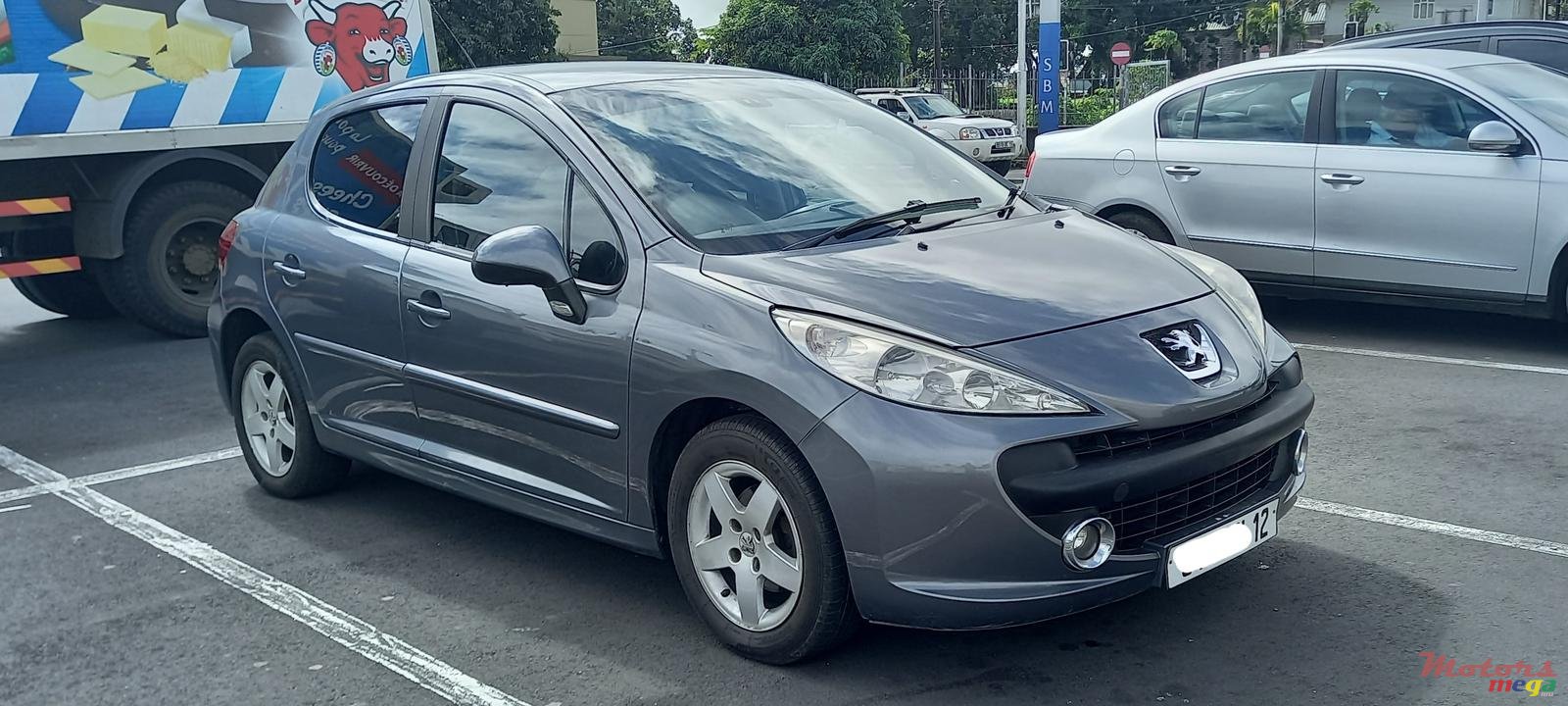 2012' Peugeot 207 photo #1