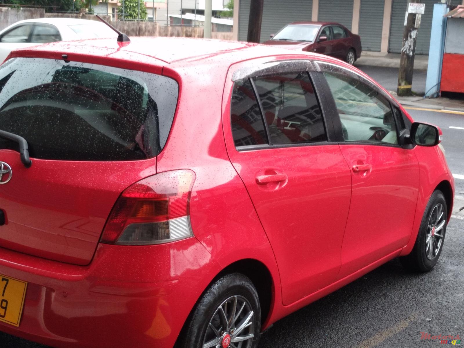 2009' Toyota Vitz nil photo #3