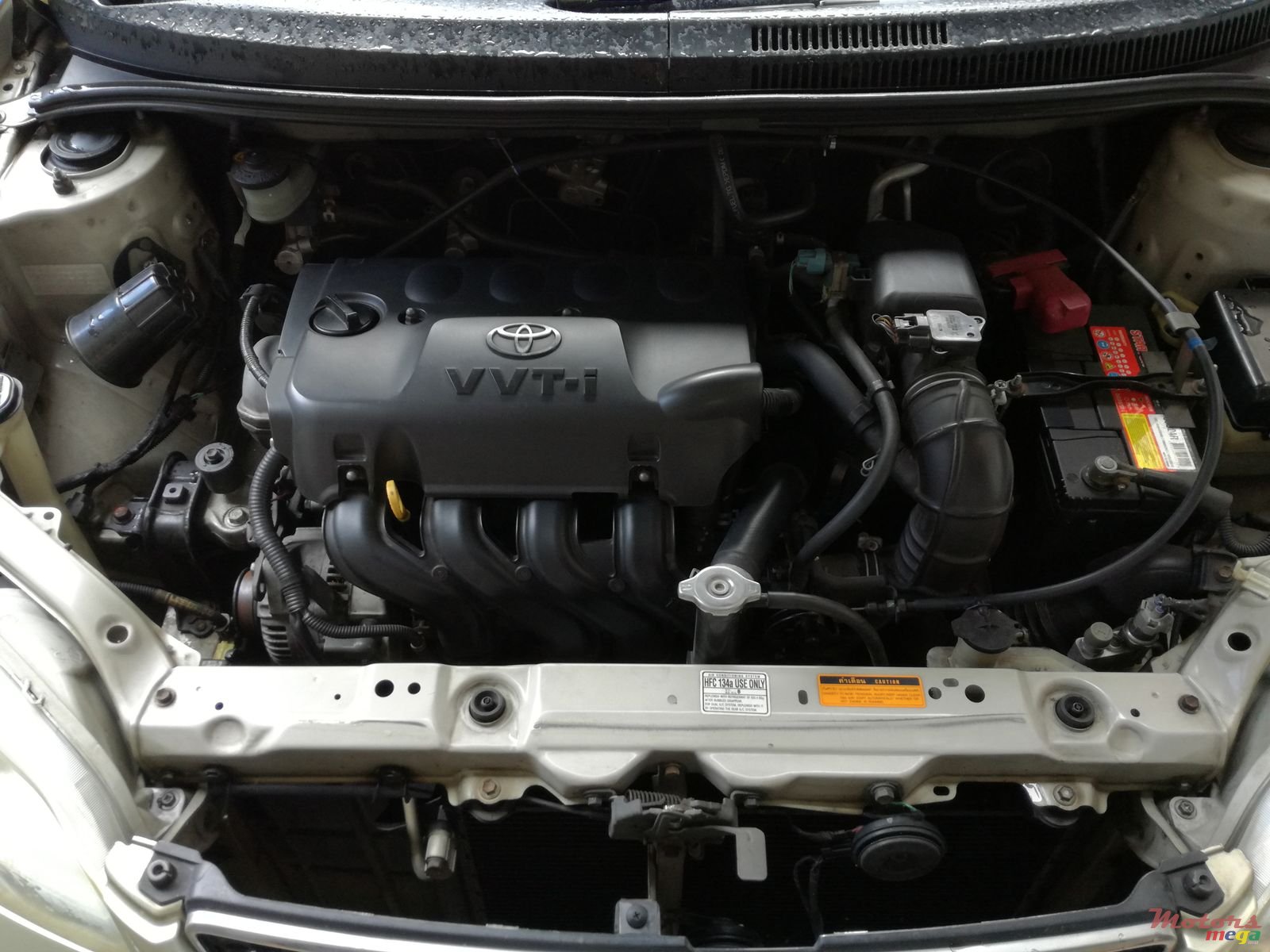 2004' Toyota Corolla Vios photo #5