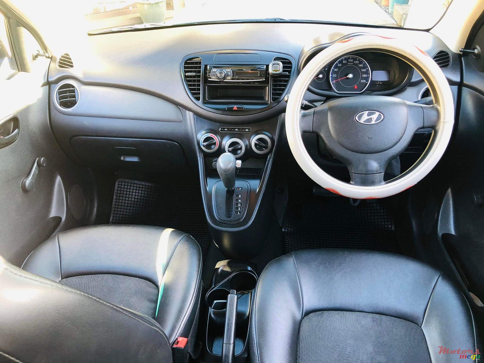 2013' Hyundai i10 photo #7