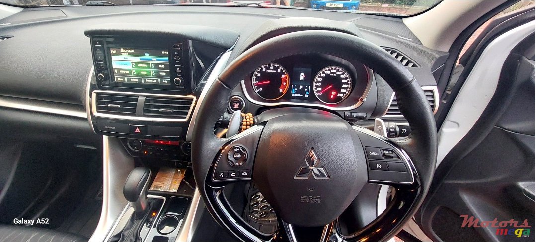 2019' Mitsubishi Eclipse Cross photo #6