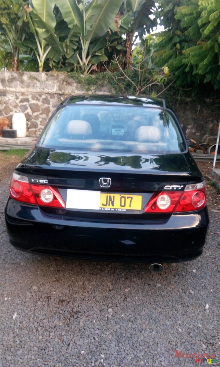 2007' Honda City photo #1