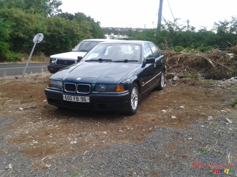 1996' BMW 3 Series Sedan photo #4