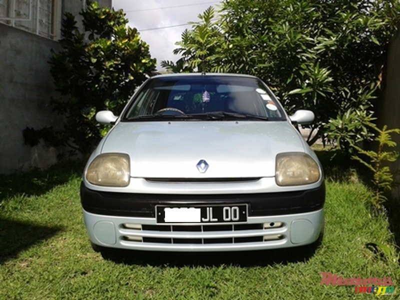 2000' Renault photo #2