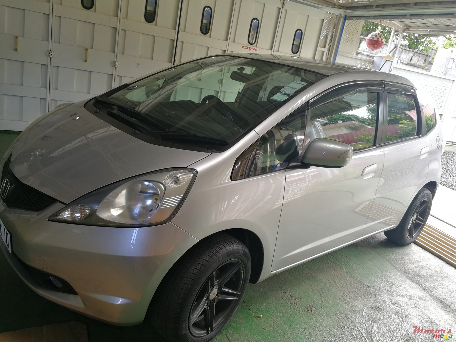 2010' Honda Fit 1.3 photo #3