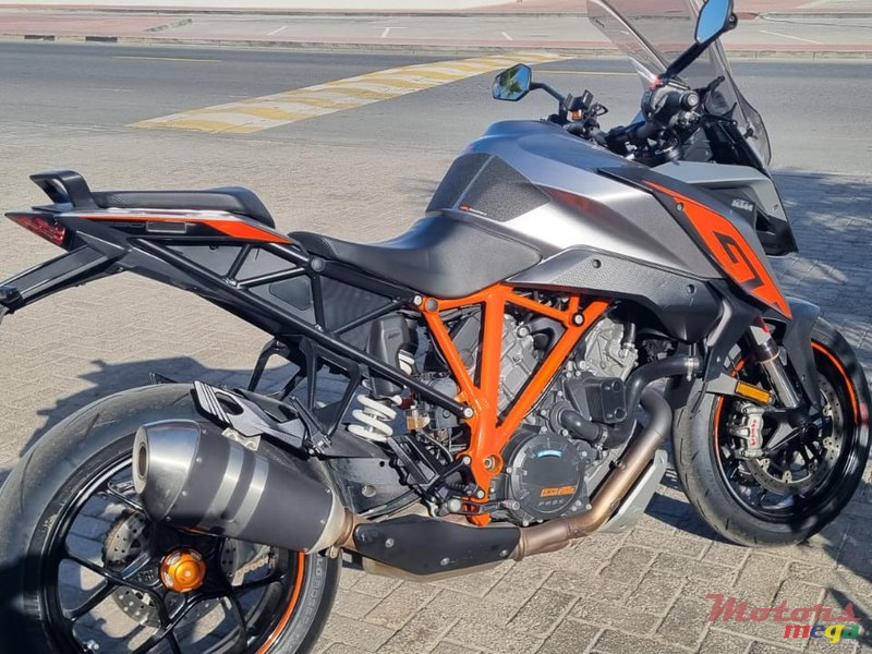 2017' KTM 1290 super duke gt photo #1