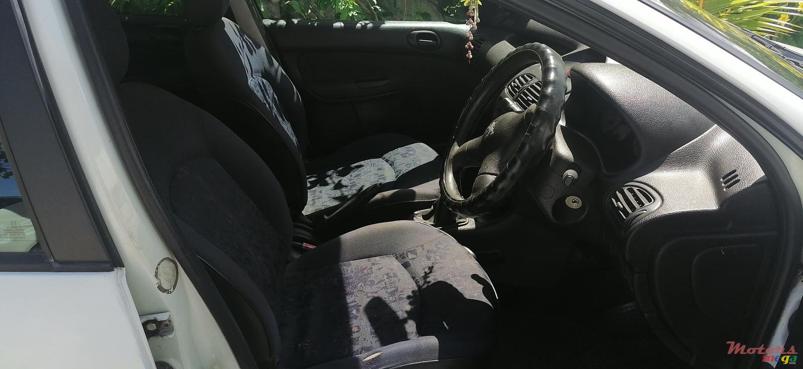 2000' Peugeot 206 photo #6