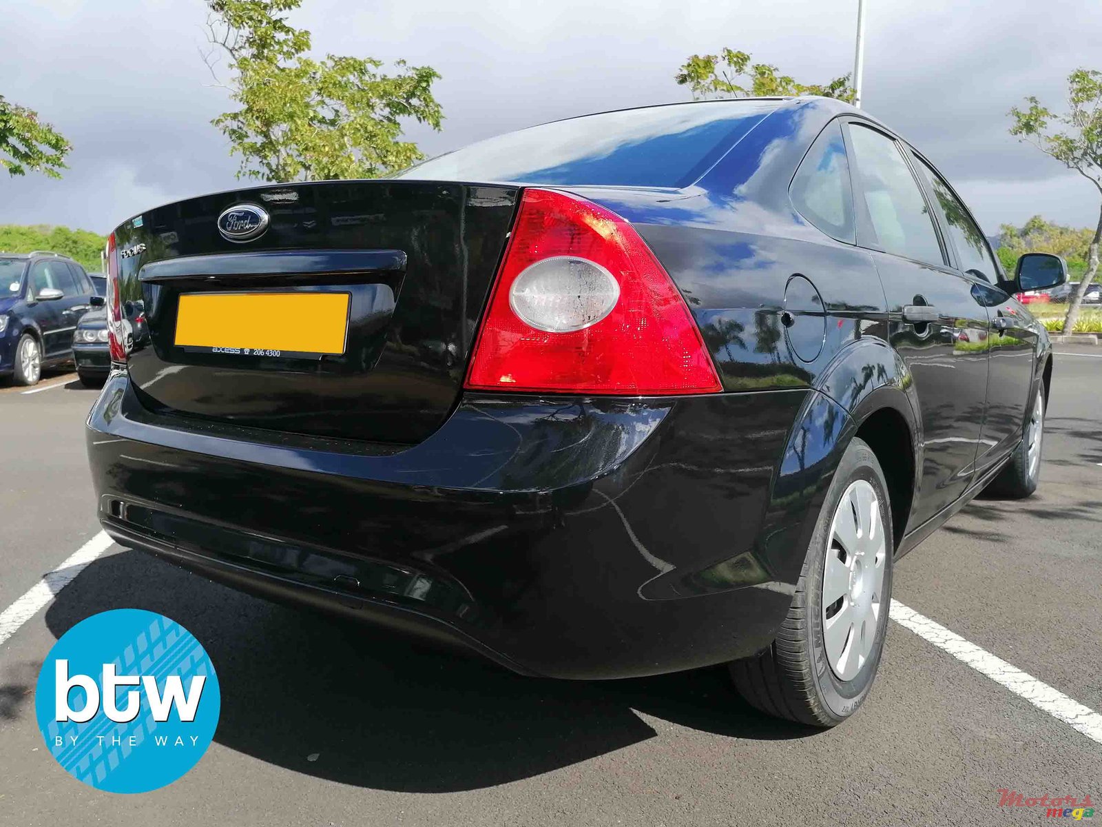 2012' Ford Focus photo #3