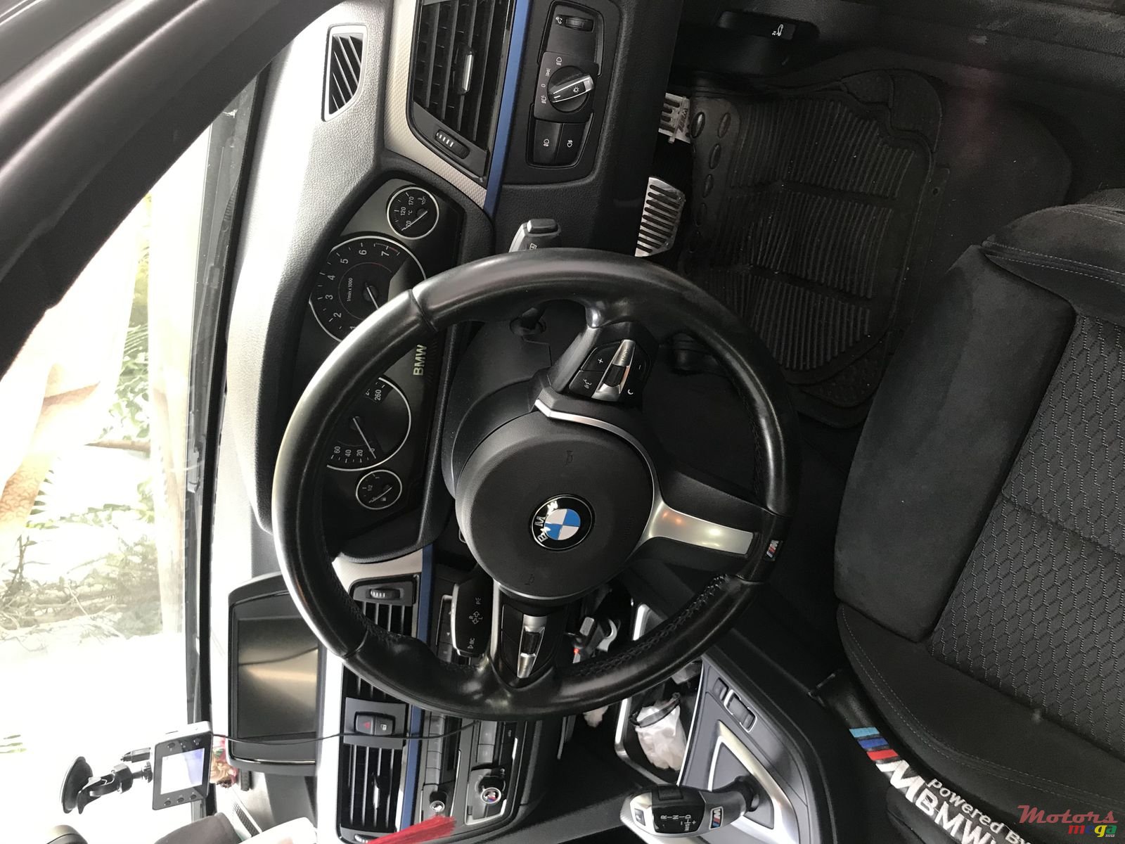 2014' BMW 3 Series Full m sports package photo #6