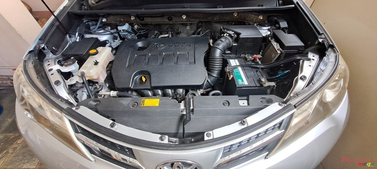 2013' Toyota RAV4 photo #5