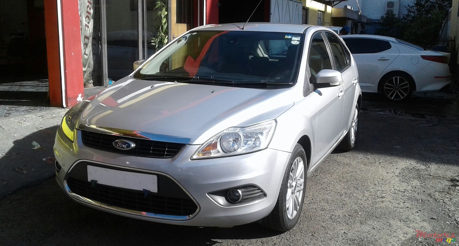 2011' Ford Focus photo #2