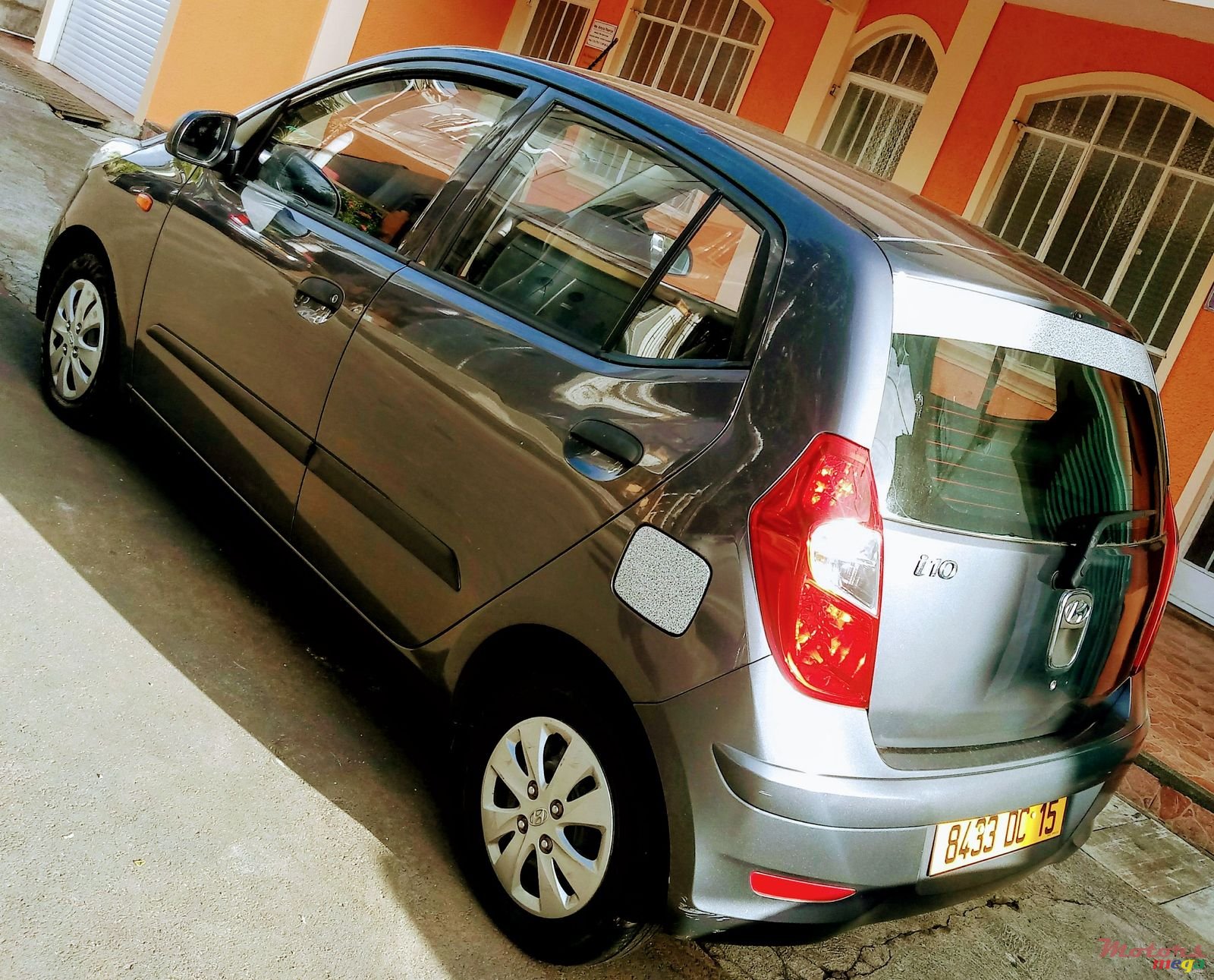 2015' Hyundai i10 Dorigine photo #1