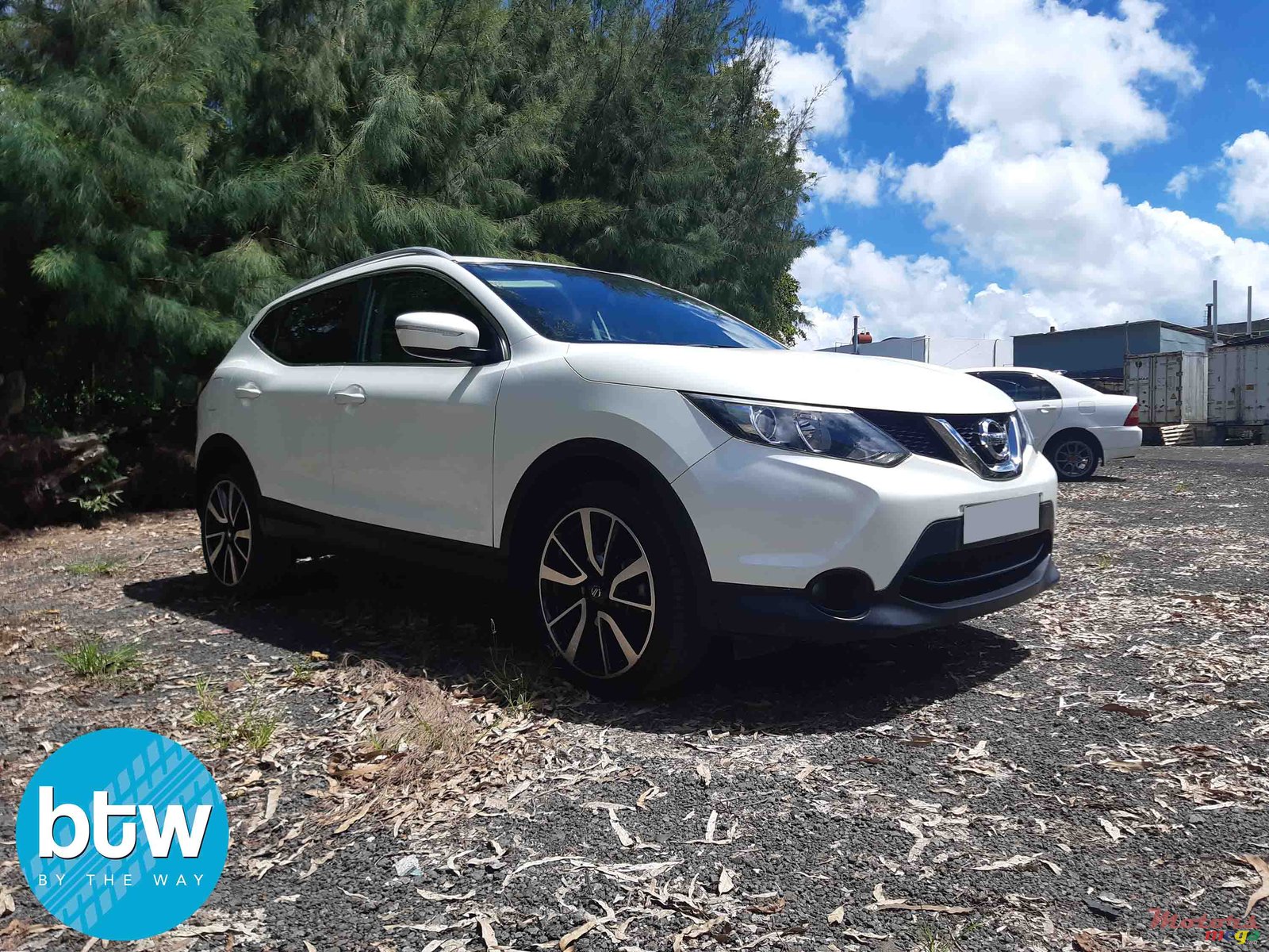 2015' Nissan Qashqai Acenta dCi photo #1