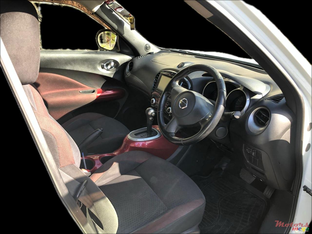 2012' Nissan photo #6