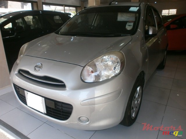 2011' Nissan March photo #5