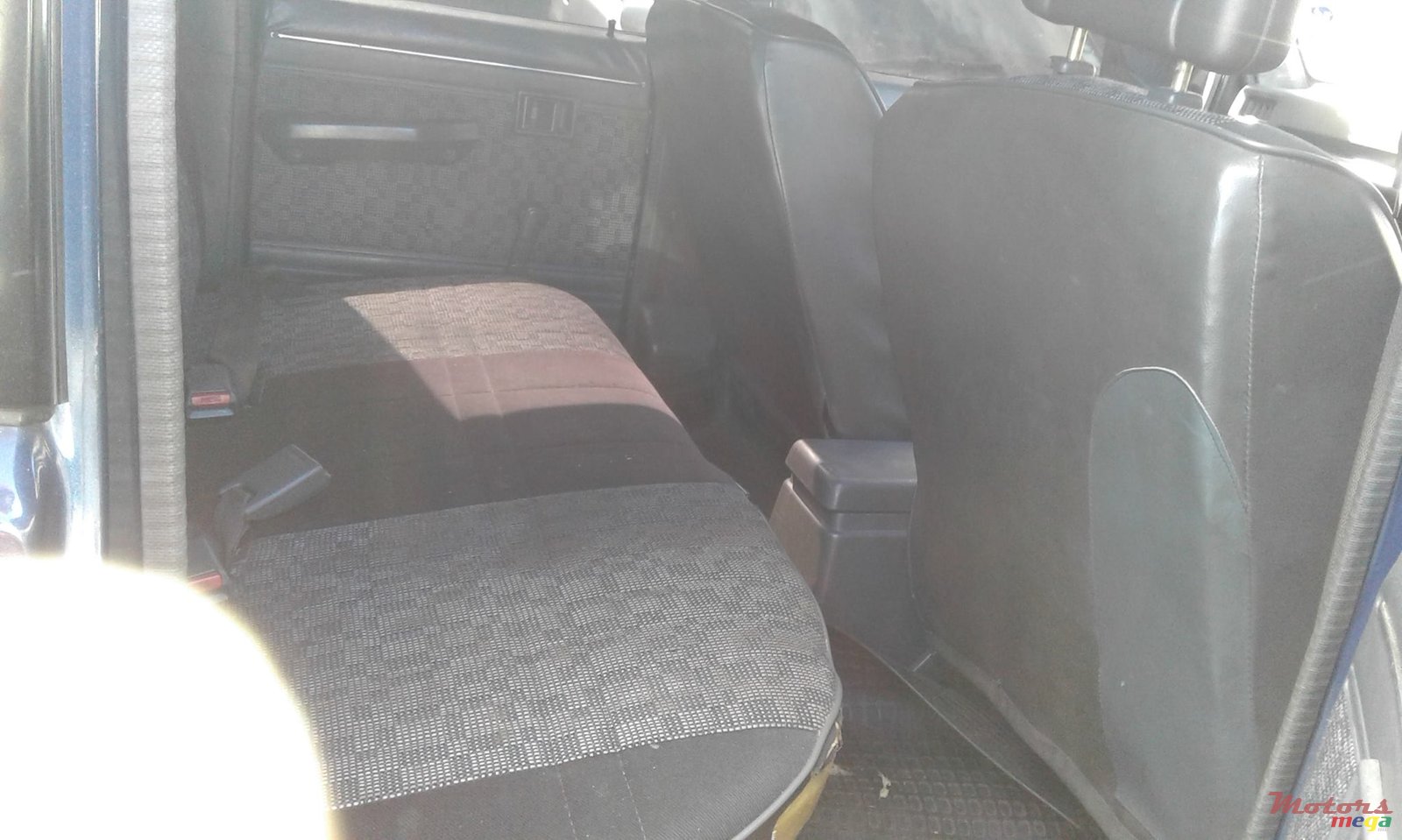 1998' Mitsubishi srada photo #4