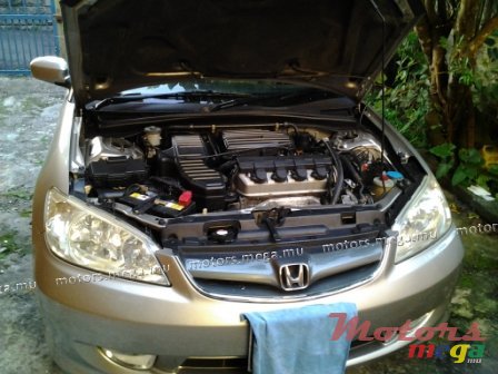 2004' Honda Civic Vti photo #2