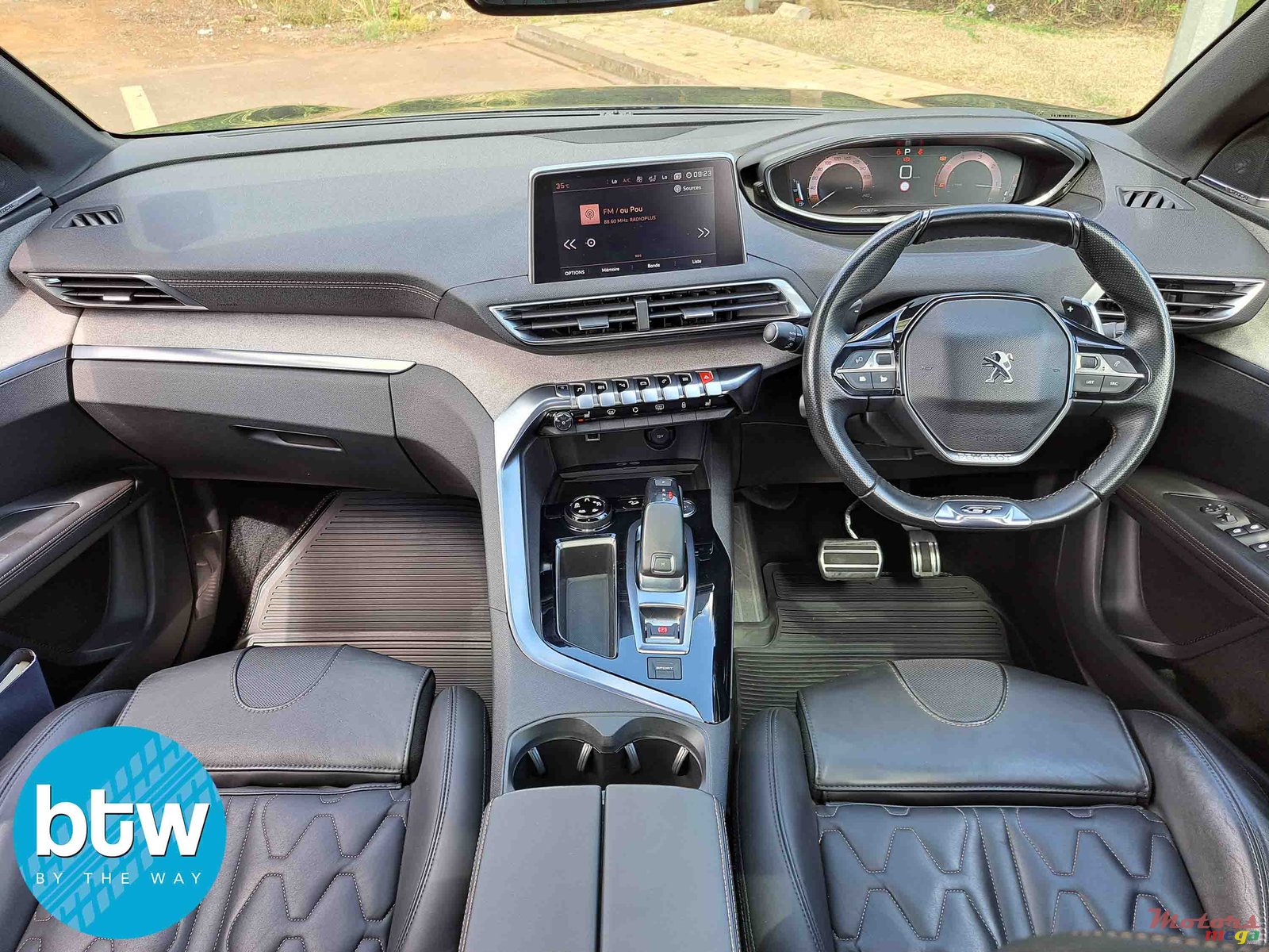 2017' Peugeot 3008 photo #6