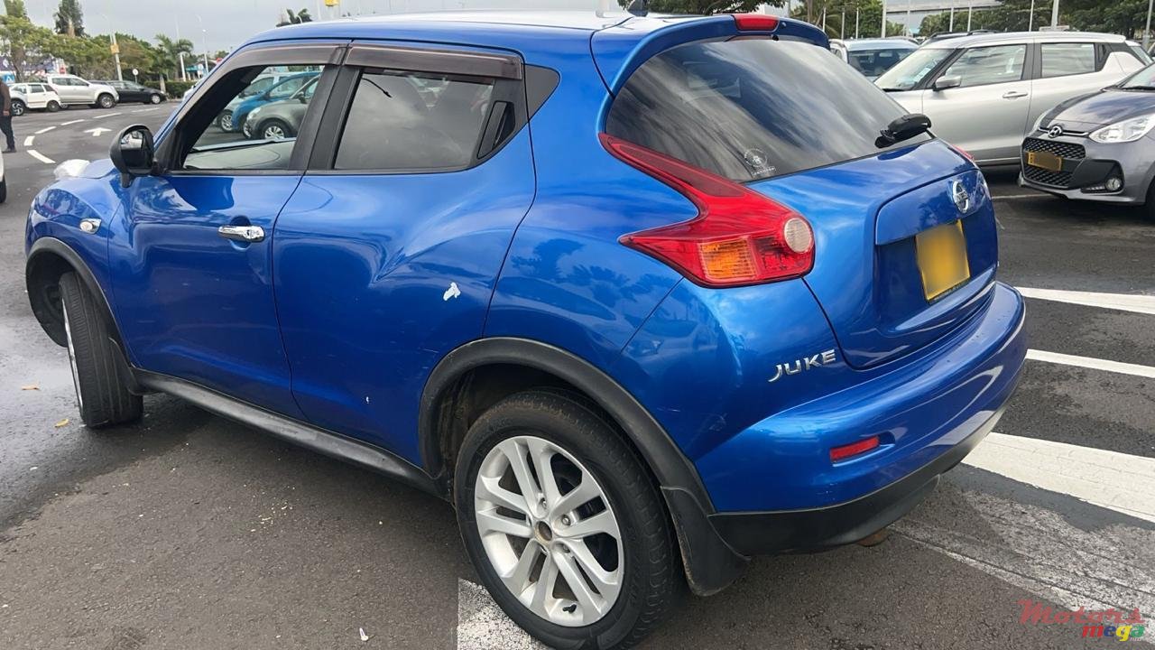 2012' Nissan Juke photo #7