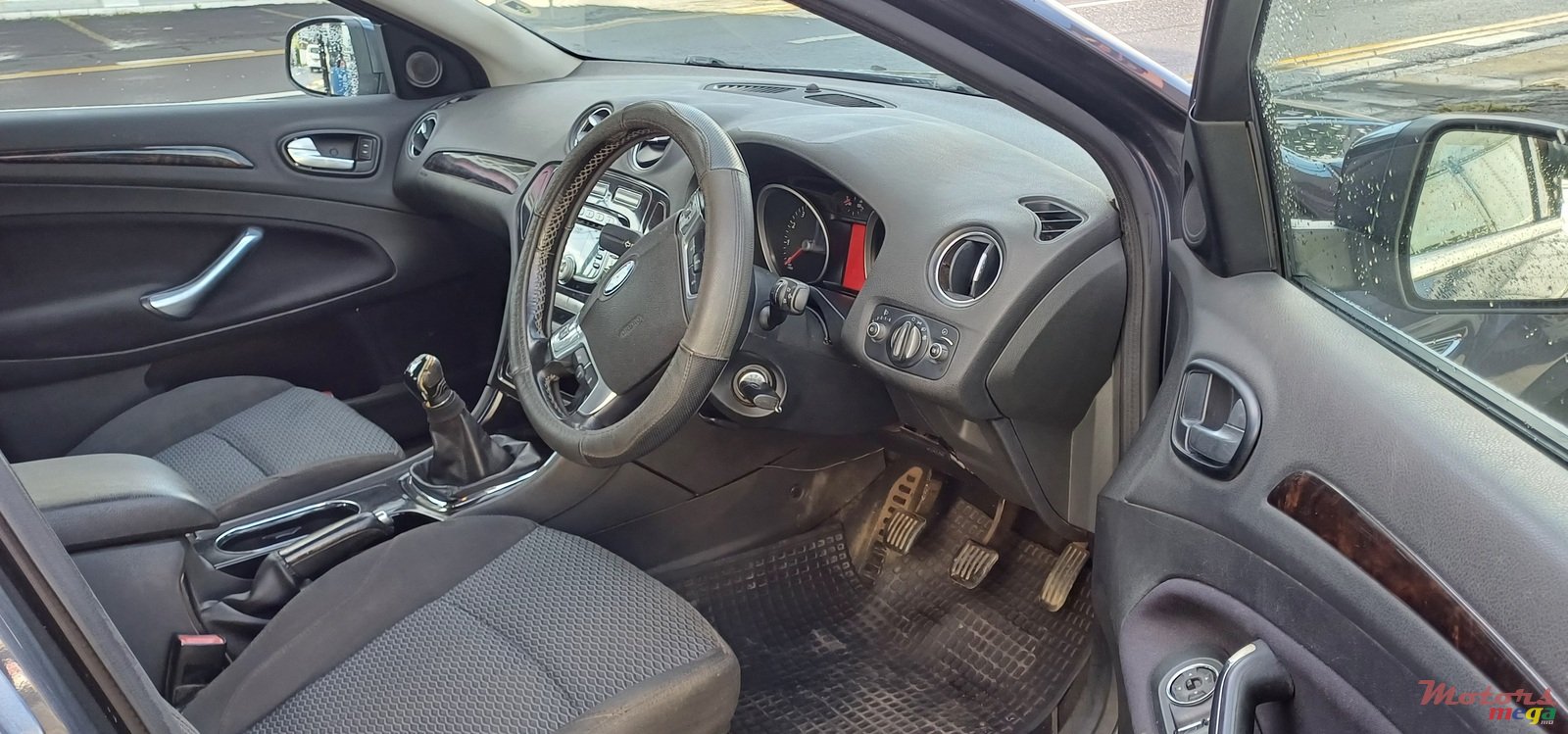 2010' Ford Mondeo photo #5