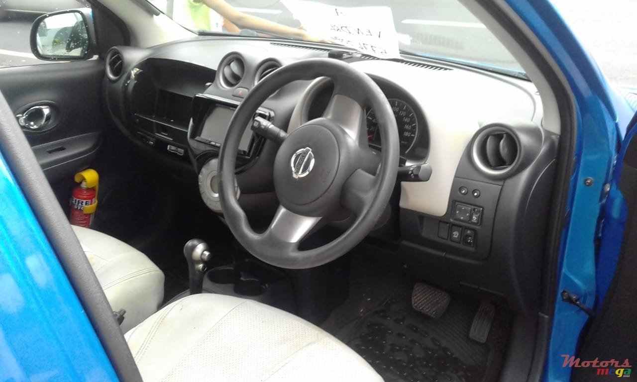 2012' Nissan March photo #3