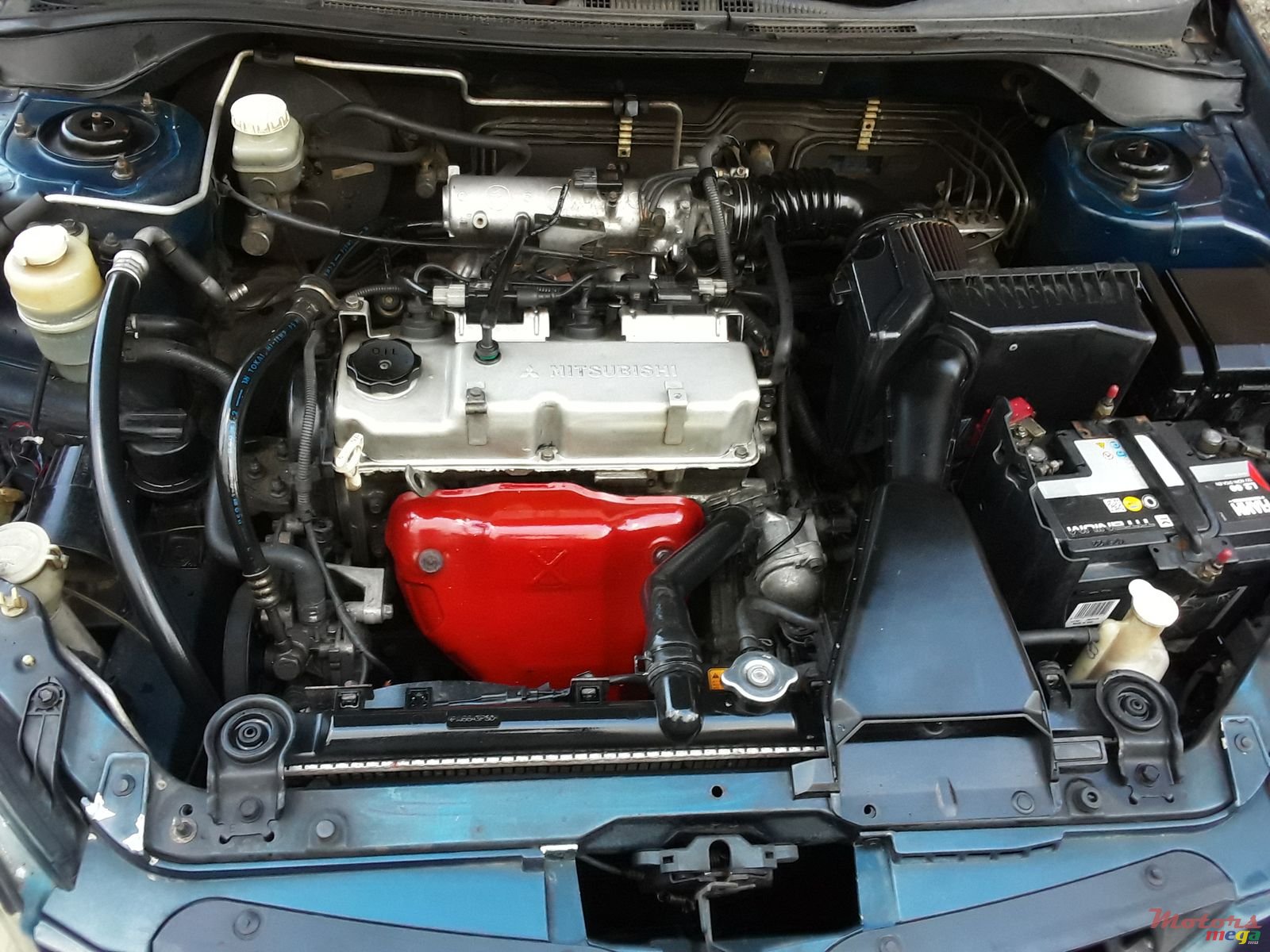 2004' Mitsubishi Lancer photo #2