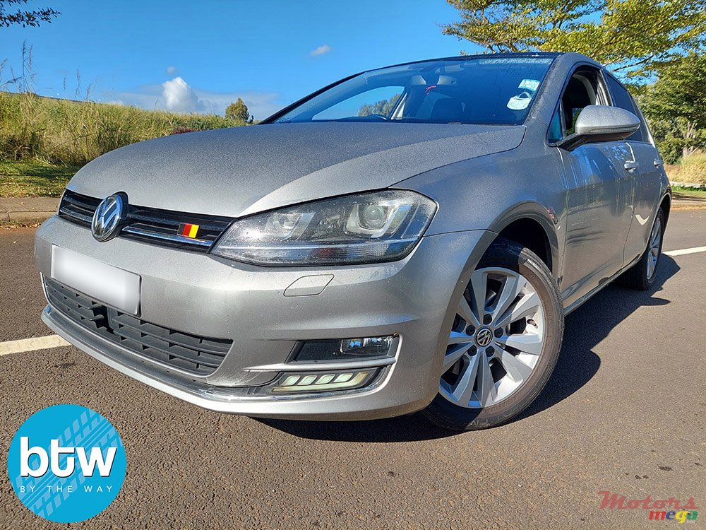 2015' Volkswagen Golf VII photo #2