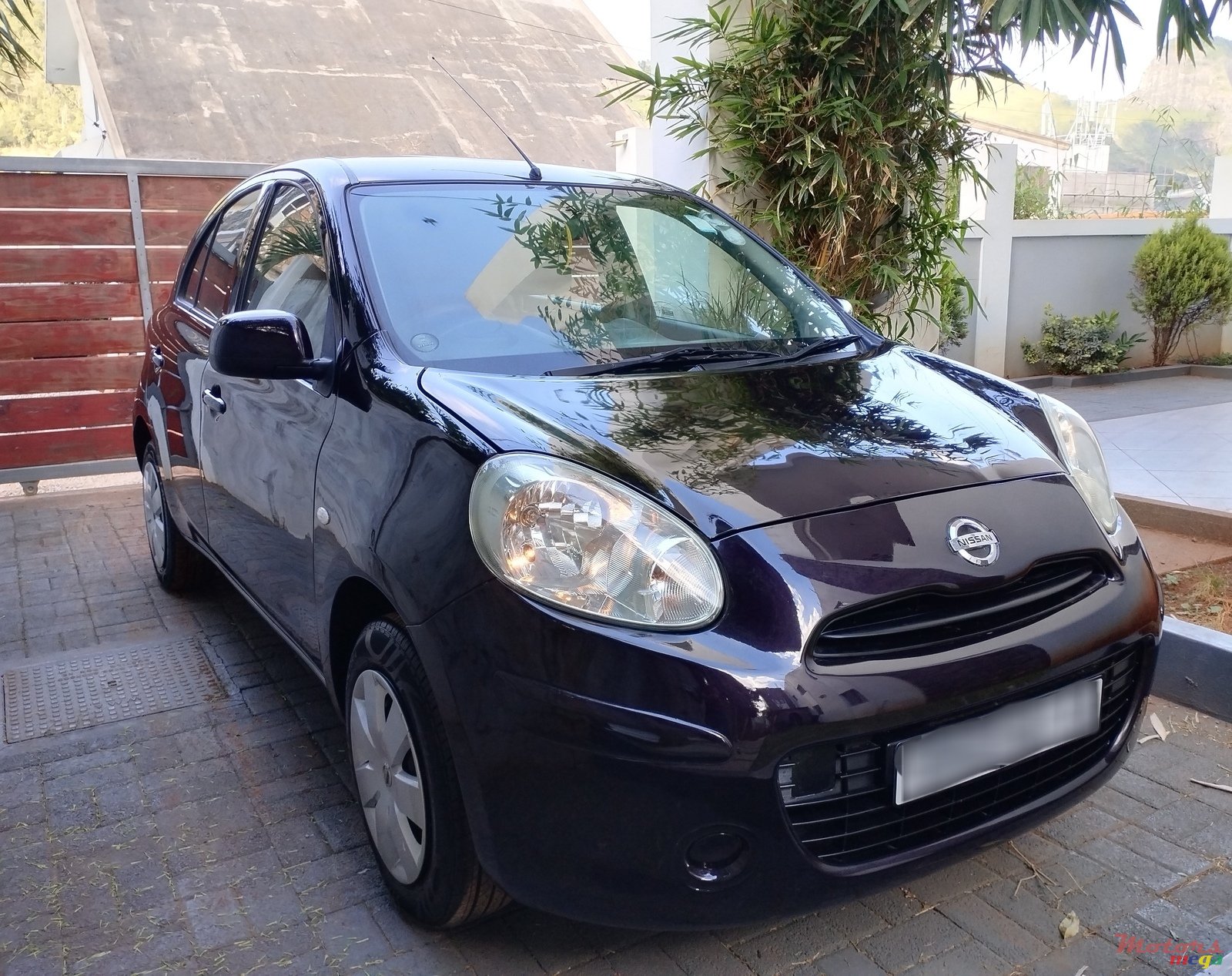 2013' Nissan March photo #4